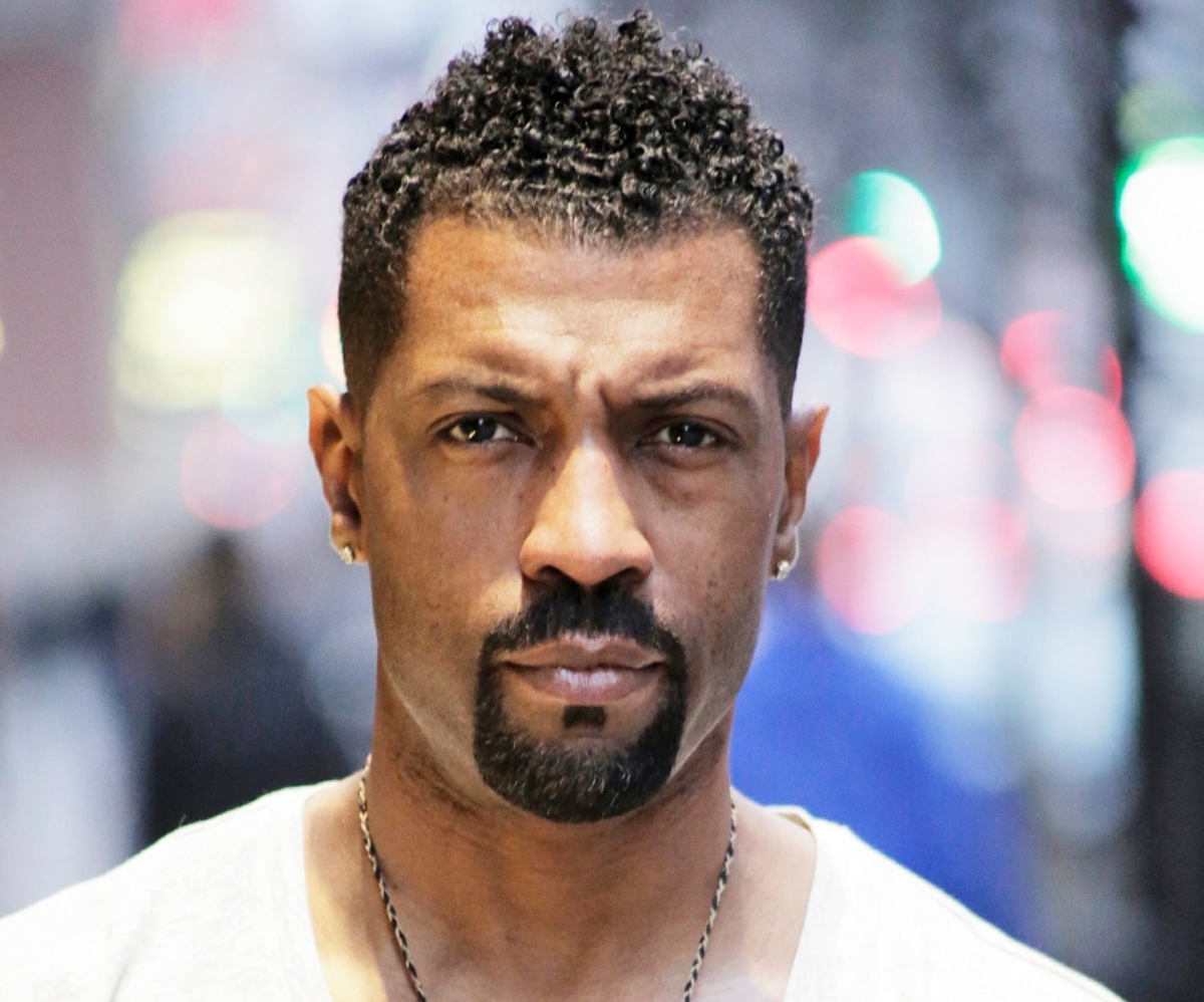 Deon Cole Hire Comedian Deon Cole Summit Comedy, Inc.